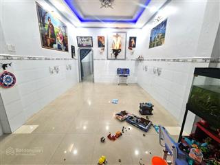 Bán nhà mặt tiền kinh doanh 2 tầng  79m2  giá chỉ 7.6 tỷ  gần tô ngọc vân tam phú thủ đức.