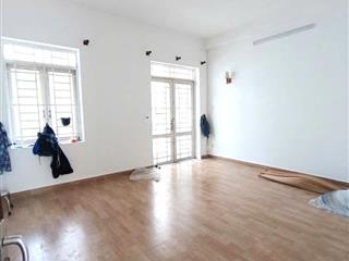 Bán gấp nhà 80m² linh đông thủ đức  hẻm xe hơi chỉ 6.9 tỷ  shr hoàn công  giảm sốc 400 triệu