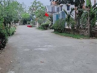 Lô góc hai mặt tiền trục xã kinh doanh buôn bán tốt. 138m2