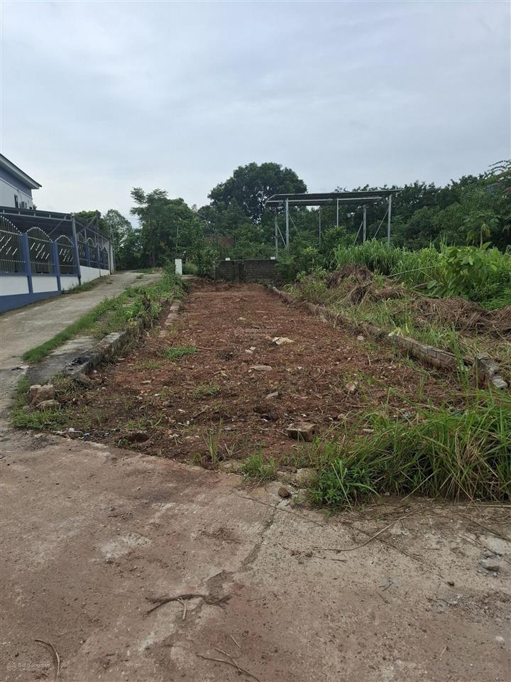 Đất hai mặt tiền tổ dân phố thuộc thị trấn thắng hiệp hòa bắc giang. mặt tiền 5m dt 125m2