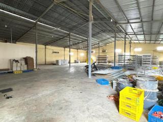 Cho thuê kho 800m2, sân bãi rộng, mặt tiền ql14 buôn ma thuột