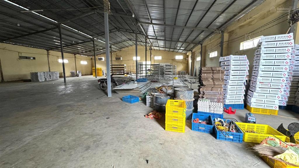 Cho thuê kho 800m2, sân bãi rộng, mặt tiền ql14 buôn ma thuột