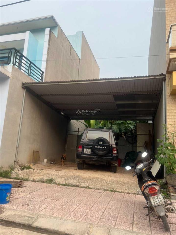 Bán 6m mặt tiền x 16,5m dài, cn 99m2 đất đấu giá xuân mai giữa kim hoa và cty honda phúc yên 4,4 tỷ