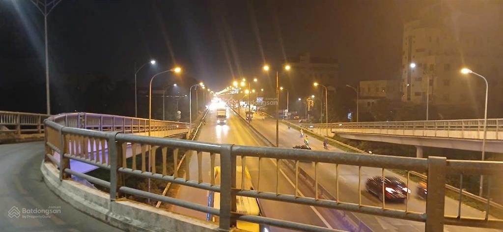 108m2 bìa làng rất đẹp giap cao tốc thăng long nội bài, cầu vượt nam hồng đông anh giá 8,1 tỷ