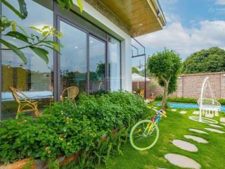 Cần bán homstay  villa to đẹp tại đại lải vĩnh phúc. diện tích lớn 655m2 giảm còn 9 tỷ