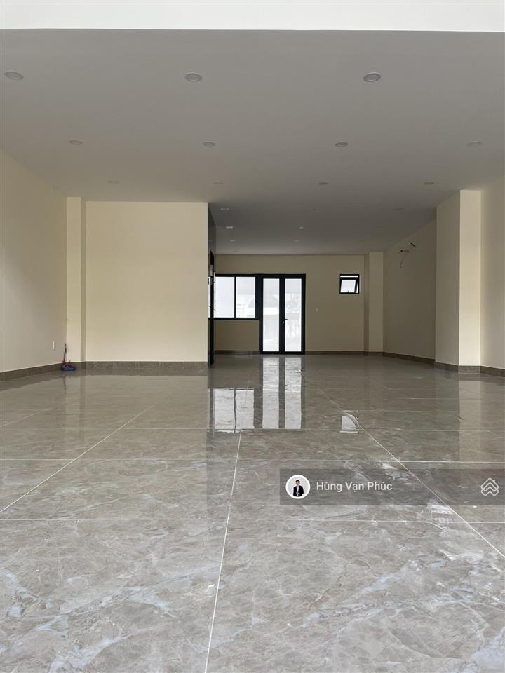 Cho thuê nhà mặt tiền đinh thị thi vạn phúc city, 7x21m, 5 tầng hoàn thiện đẹp giá 65 triệu