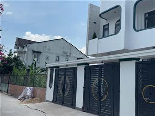Nhà 1 trệt 2 lầu, cạnh bệnh viện hạnh phúc  94m2 sổ hồng riêng, đường ô tô  giá chỉ 4,45ty