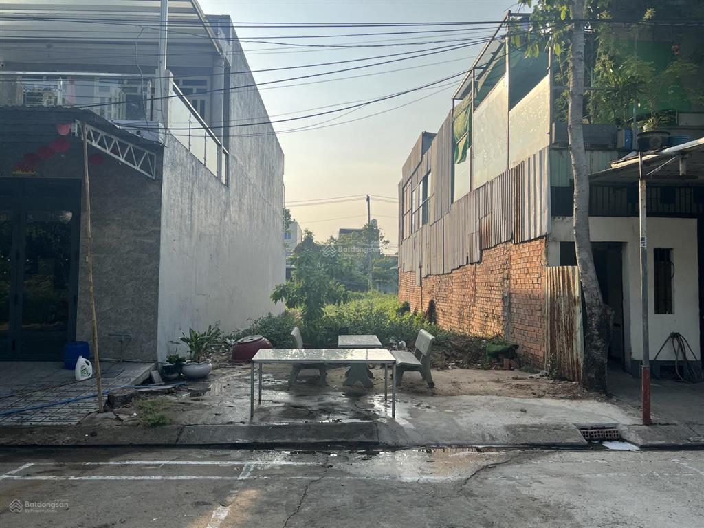 Đất nền vuông vức 60,8m2 (ngang 4,5m)  sổ hồng riêng  sát quốc lộ 13 đối diện tân hiệp phát