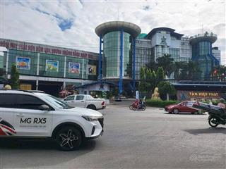 Đất nền vuông vức 60,8m2 (ngang 4,5m)  sổ hồng riêng  sát quốc lộ 13 đối diện tân hiệp phát