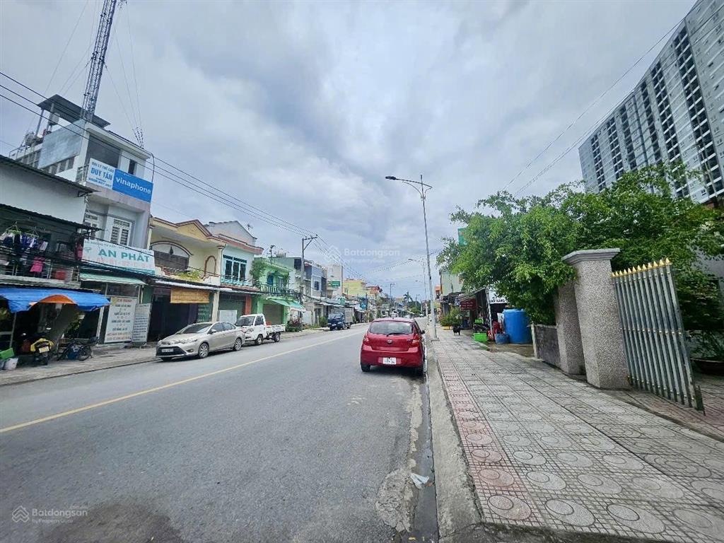 Đất nền 148,4m2 (8x18,8)  đường xe hơi 7 chỗ  đối diện thành uỷ  cách đường 3/2 20m  giá đầu tư