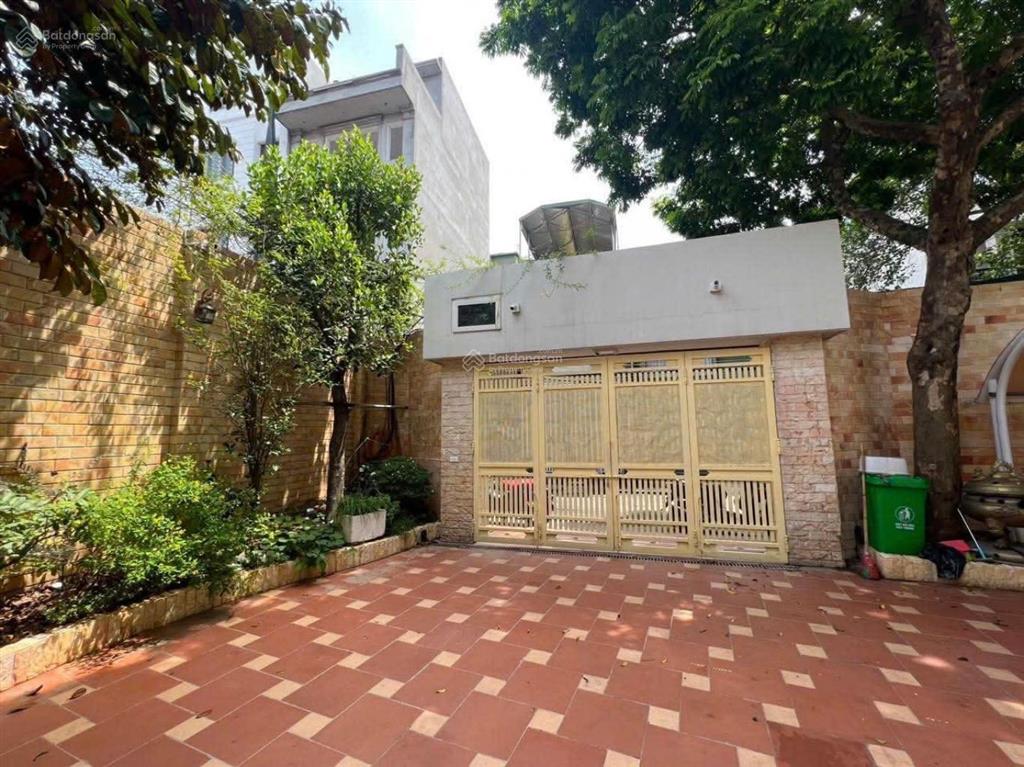 Bán biệt thự ngọc thuỵ 320m2x4 tầng mt~14m ôtô tránh nhau, 30m mặt đường ngọc thuỵ  146tr/m có bớt