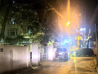 Bán biệt thự ngọc thuỵ 320m2x4 tầng mt~14m ôtô tránh nhau, 30m mặt đường ngọc thuỵ  146tr/m có bớt