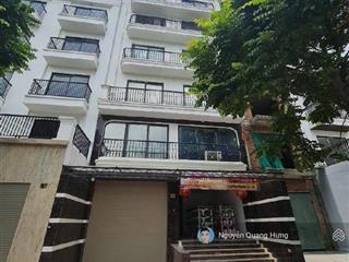 Bán gấp liền kề ngọc thuỵ 140mx7tầng,thang máy  mặt đường, vỉa hè  thông sàn, kd  41.5tỷ có bớt