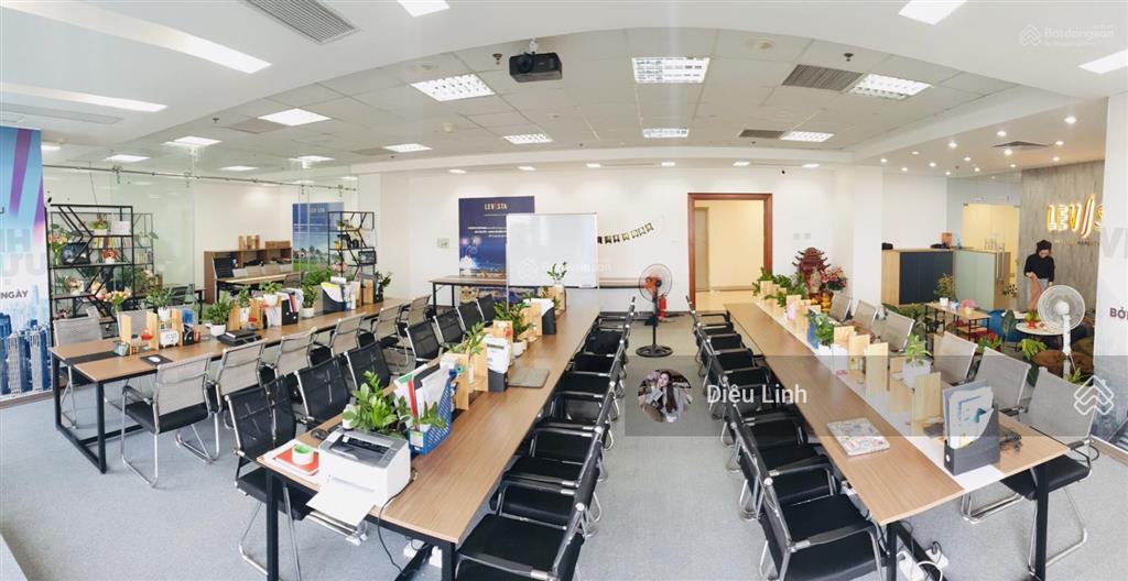 Chính chủ cho thuê văn phòng 668m2 tòa hei tower số 1 ngụy như kon tum, nhân chính, hà nội