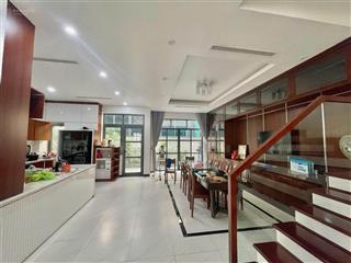 Bán căn biệt thự khu paris vinhomes imperia, dt 200m2, ngang 10m, nhà 4 tầng đẹp có thang máy