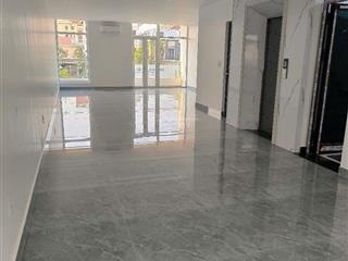Cho thuê nhà mặt đường bùi viện gần nikko, dt 120m2, ngang 6m, nhà 5 tầng thông sàn, sẵn điều hoà