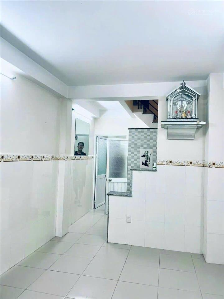 Hẻm 4m nguyễn thiện thuật (3m x 10m, 30m2). 5 tầng đúc. giá 7.8 tỷ tl