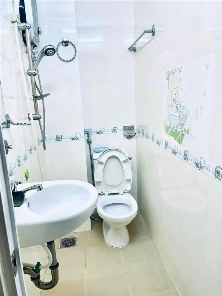 Hẻm 4m nguyễn thiện thuật (3m x 10m, 30m2). 5 tầng đúc. giá 7.8 tỷ tl