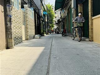 Nhà mới hẻm 4m cmt8 (3.1m x 12m), 5 tầng có thang máy. giá 7.7 tỷ tl