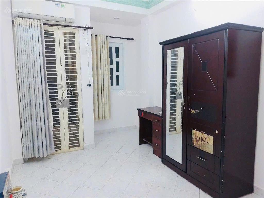 Hxh trải nhựa nguyễn thiện thuật. (30m2), 5 tầng đúc. giá 8 tỷ tl