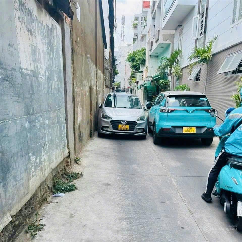 Hẻm xe hơi sát mặt tiền cmt8 q10. (3m x 16m). 2 tầng đúc. giá 8.2 tỷ tl