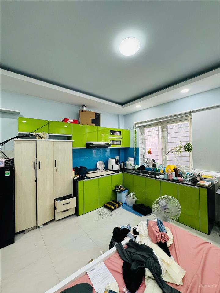 Bán nhà mới đường hòa hưng (4,7m x 8m), 5 tầng đúc. giá 7,3 tỷ tl