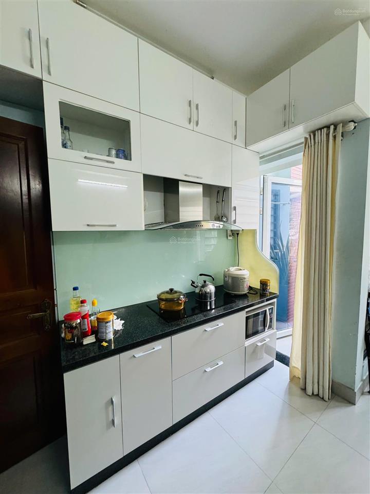 Bán nhà mới đường hòa hưng (4,7m x 8m), 5 tầng đúc. giá 7,3 tỷ tl