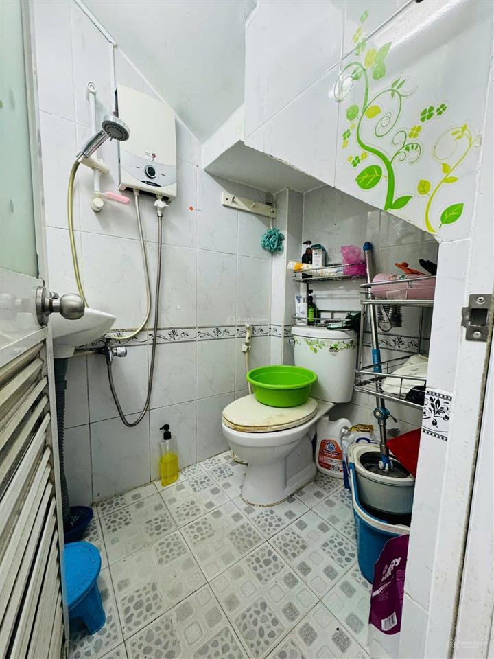 Bán nhà nhỏ sát mặt tiền hòa hưng q10, (3m x 7m), 4 tầng btct. giá 4,2 tỷ tl