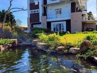 Villa lý nam đế gần 1000m2 full thổ hai mặt tiền nhựa sân vườn