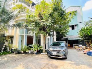 Chủ gởi bán hàng hiếm 552m2 gần sân bay tân sơn nhất  sẵn 1 căn nhà và kho xưởng  giá nhỉnh 80 tỷ