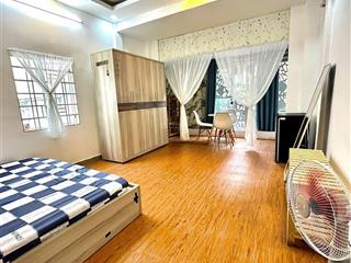 Cho thuê phòng siêu rộng giá tốt  đối diện công an tphcm