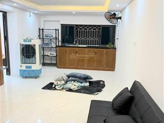 Tập thể tôn đức thắng, t1, ô tô đỗ cửa, 70m2 (sổ 55m2), 2 thoáng, 2 ngủ, 4.05 tỷ.