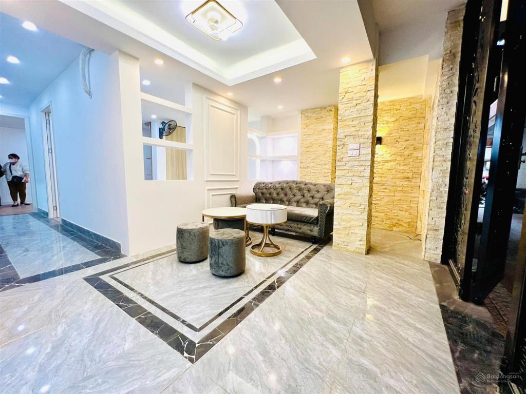 Tập thể láng hạ, t1, 75m2 (30m2 sổ), mặt tiền 5m, 2 ngủ, 2 mặt ngõ ô tô, 5.x tỷ.