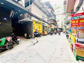 Tập thể láng hạ, t1, 75m2 (30m2 sổ), mặt tiền 5m, 2 ngủ, 2 mặt ngõ ô tô, 5.x tỷ.