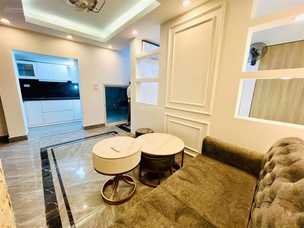 Tập thể láng hạ, t1, 75m2 (30m2 sổ), mặt tiền 5m, 2 ngủ, 2 mặt ngõ ô tô, 5.x tỷ.