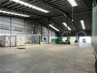 Kho xưởng 1.440 m² có dock có sân bãi rộng và bảo vệ vòng ngoài, trong kcn tân phú thạnh