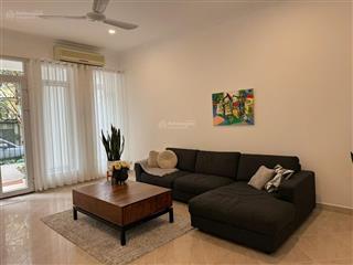 Cho thuê villa 4 phòng ngủ đầy đủ nội thất tại ciputra