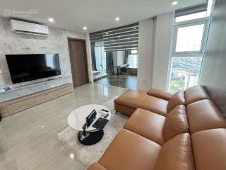 Cho thuê căn hộ 2 phòng ngủ rộng rãi tại ciputra  114m²