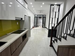 4.7 tỷ bán nhà ngay ngã tư phương canh 4 tầng, 3 ngủ, gọi ngay 0989 104 ***