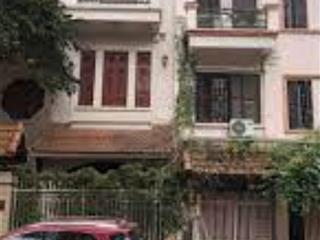 Bán nhà quang tiến đại mỗ 3 tầng 135 m2 mt 8.5 m giá 15.8 tỷ có thể chuyển đổi ccmn, nhà dòng tiền.