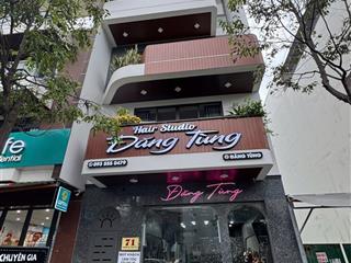 Nhà 4 tầng mặt tiền thích quảng đức có thang máy thiết kế đẳng cấp