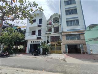 Bán gieo duyên căn nhà 3 tầng mặt tiền view sông quán trường