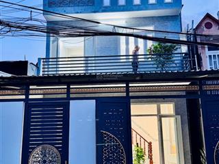 Mặt tiền tl29 buôn bán đa ngành nghề. sử dụng 6.5x13m 1 lầu 3pn. sân gara ô tô. giá 5 tỷ 690tr