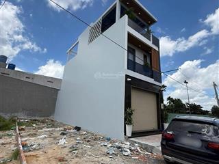 Bán lô đất tx24 mặt tiền bờ kênh thông tô ngọc vân ra ub phường thạnh xuân