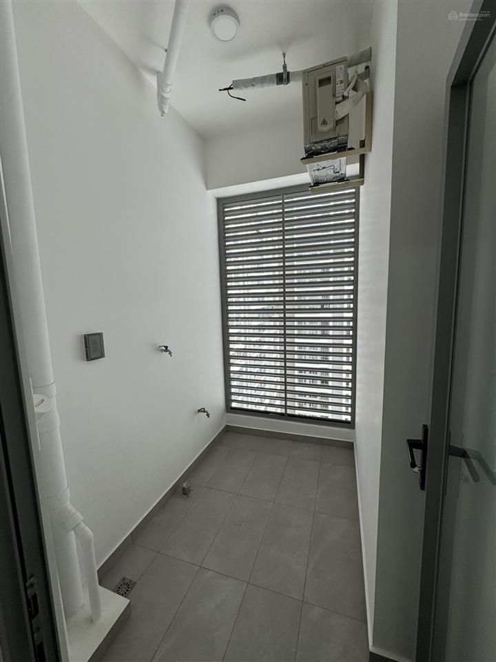 Em vân có suất nội bộ tại hoc, căn 1pn dt 50m2, giá 1 tỷ 9.  ngay 0799 587 ***