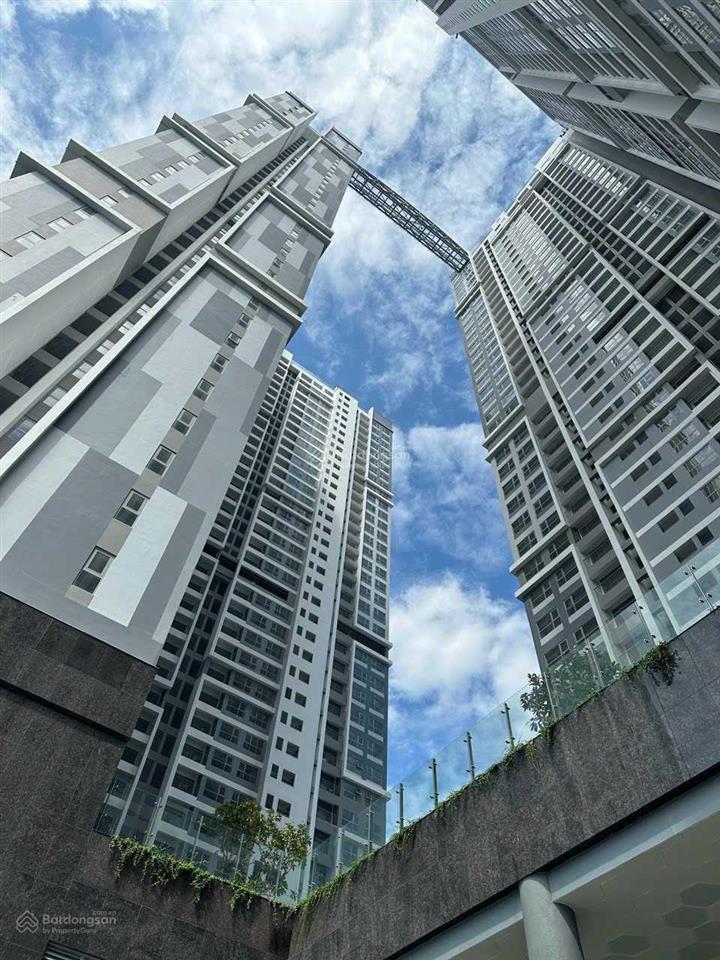 Em vân có suất nội bộ tại hoc, căn 1pn dt 50m2, giá 1 tỷ 9.  ngay 0799 587 ***