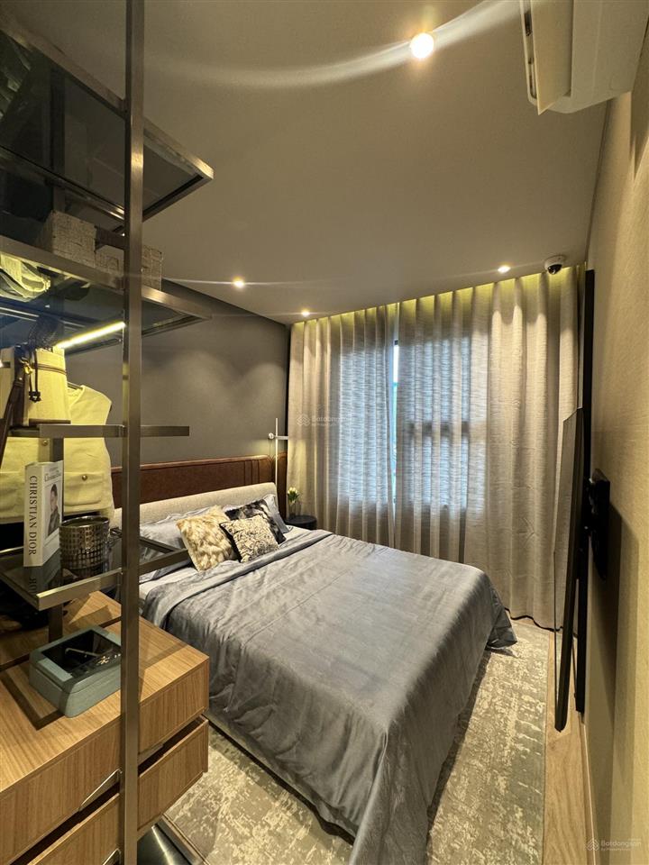 Em vân anh có hàng suất nội bộ cđt giá chỉ 2tỷ45/căn 2pn tầng cao view đẹp.  0799 587 ***