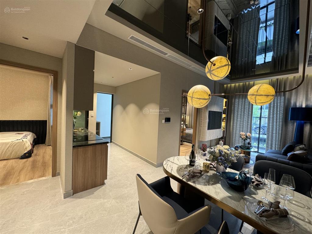 Em vân anh có hàng suất nội bộ cđt giá chỉ 2tỷ45/căn 2pn tầng cao view đẹp.  0799 587 ***
