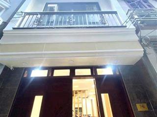 NHÀ ĐẸP THỤY PHƯƠNG - 35M2 - 4 TẦNG - 5 NGỦ - GIÁ 6 TỶ - PHÂN LÔ - TRUNG TÂM