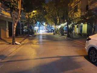 Vị trí đắc địa chỉ căn duy nhất phân lô ô tô tránh 2 vỉa hè kinh doanh đa ngành nghề.